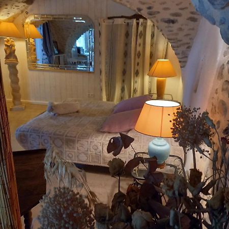Chambres D'Hote Les Jardins De Prasserat Vallon-Pont-d'Arc Luaran gambar