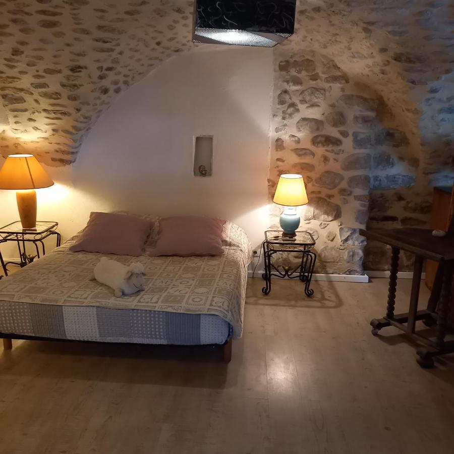 Chambres D'Hote Les Jardins De Prasserat Vallon-Pont-d'Arc Luaran gambar