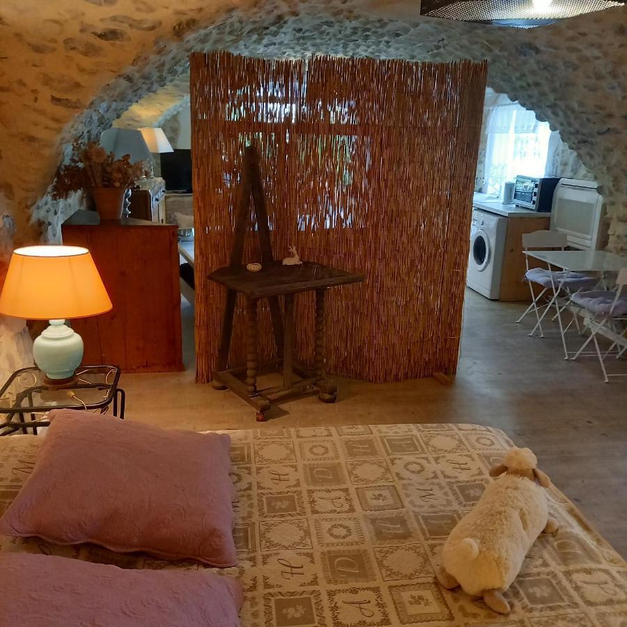 Chambres D'Hote Les Jardins De Prasserat Vallon-Pont-d'Arc Luaran gambar
