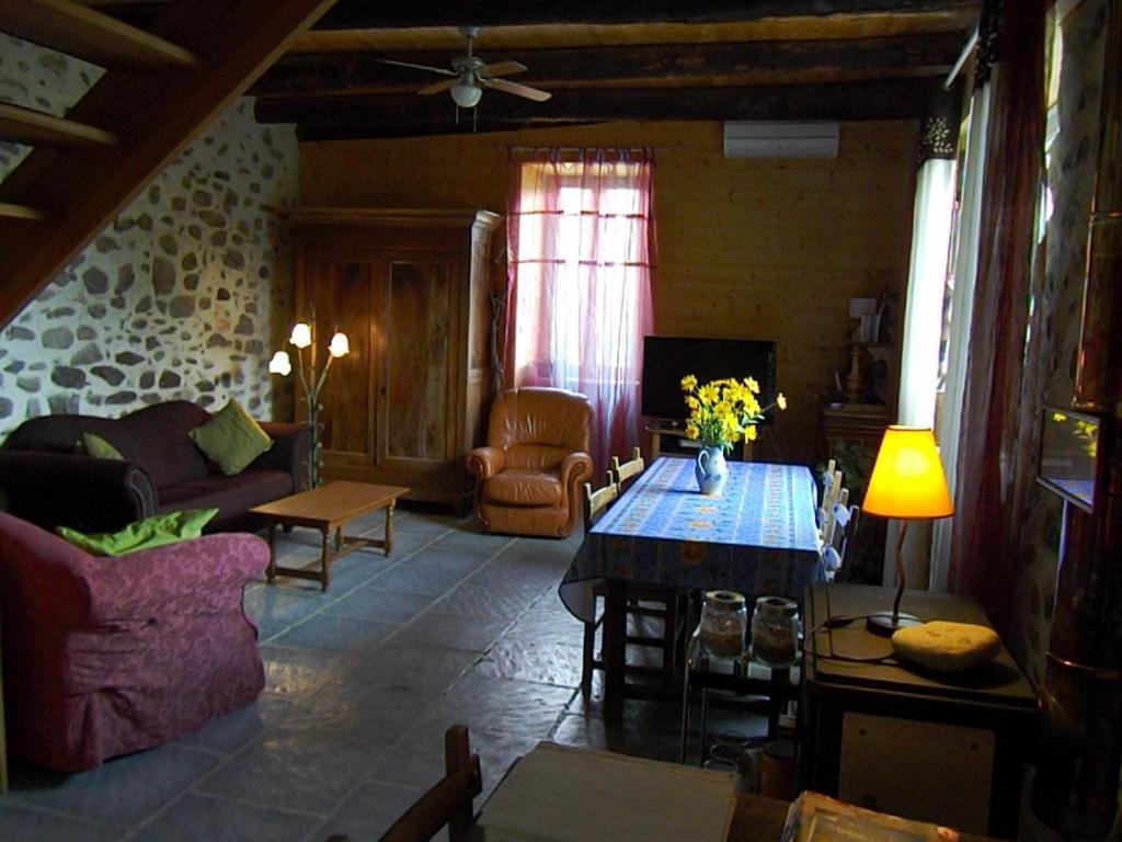Chambres D'Hote Les Jardins De Prasserat Vallon-Pont-d'Arc Bilik gambar