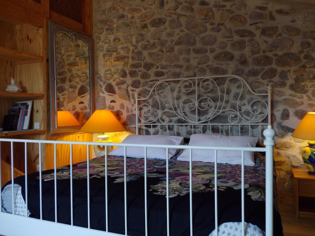 Chambres D'Hote Les Jardins De Prasserat Vallon-Pont-d'Arc Luaran gambar