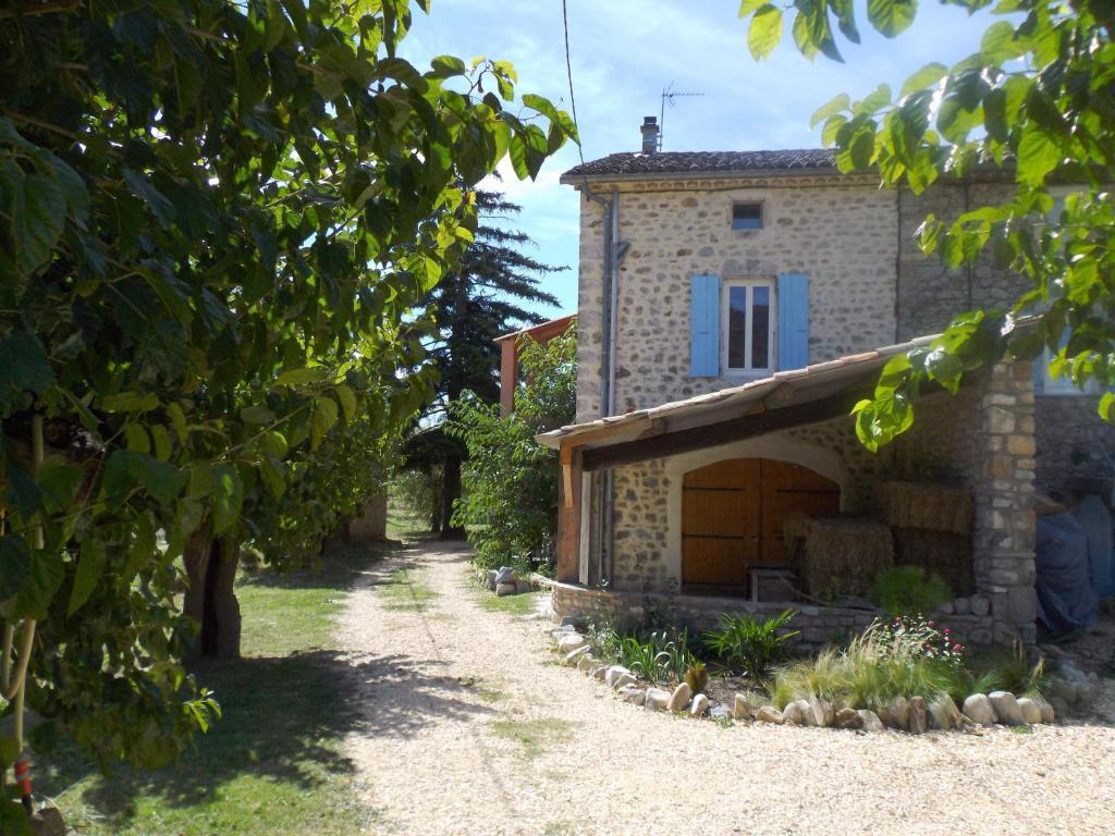 Chambres D'Hote Les Jardins De Prasserat Vallon-Pont-d'Arc Bilik gambar